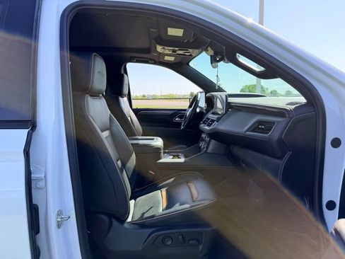Certified 2024 GMC Yukon AT4 w/ Technology Package AWD/4WD image 11