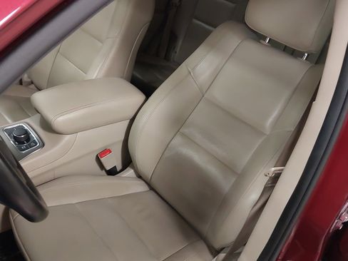 Used 2021 Jeep Grand Cherokee Limited w/ Luxury Group II image 20