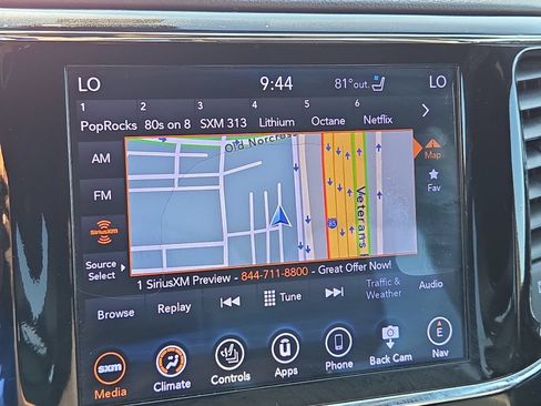 Used 2019 Jeep Grand Cherokee Overland AWD/4WD image 24