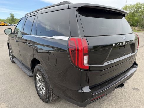 New 2026 Ford Expedition XL AWD/4WD image 3