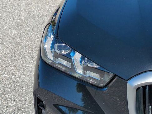 Used 2026 BMW X5 M60i image 10