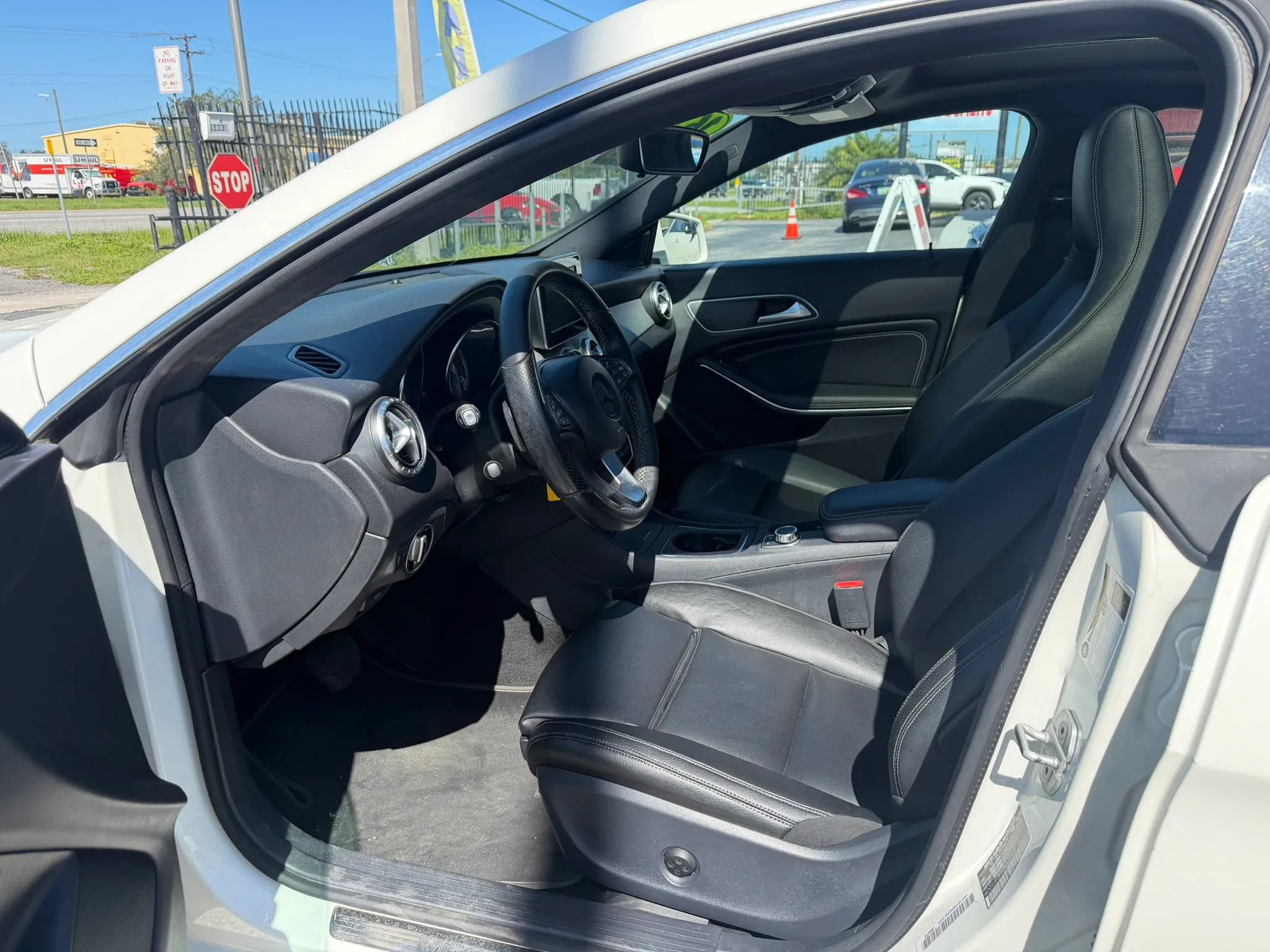 Used 2016 Mercedes-Benz CLA 250 4MATIC image 7