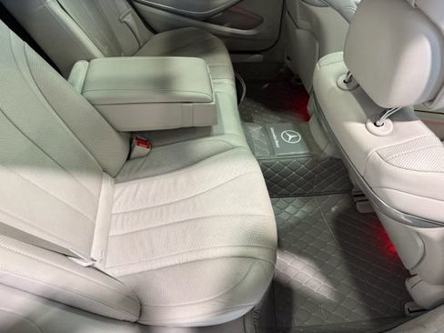 Used 2015 Mercedes-Benz S 550 Sedan w/ Premium 1 Package image 34