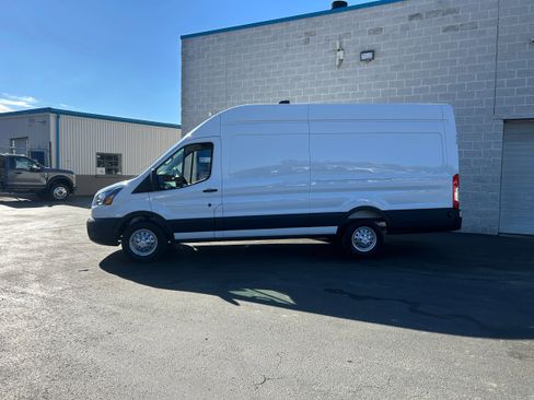 New 2026 Ford Transit 250 148 High Roof Extended AWD w/ Load Area Protection Package image 5