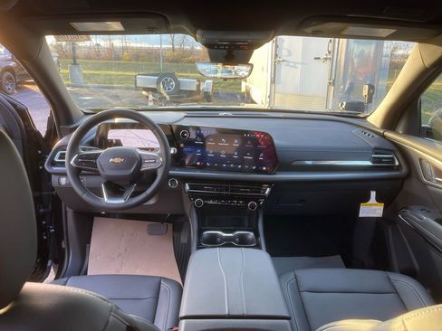 New 2026 Chevrolet Traverse LT w/ Driver Confidence Package image 23