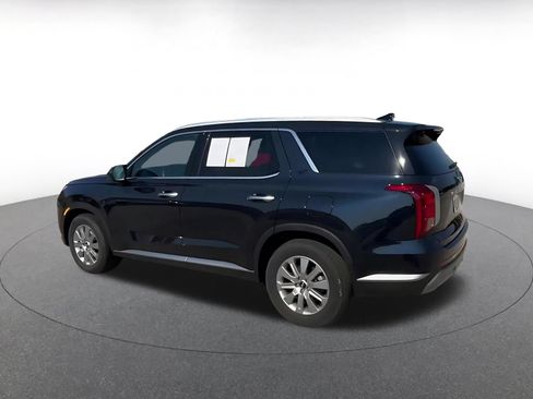Used 2025 Hyundai Palisade SEL FWD image 8