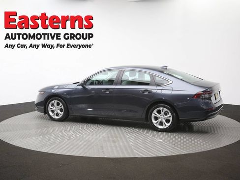 Used 2025 Honda Accord LX image 60