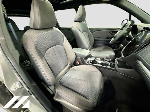 Used 2026 Subaru Forester Premium AWD/4WD image 29