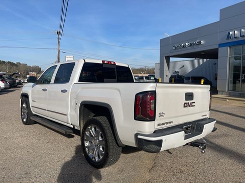 Used 2018 GMC Sierra 1500 Denali w/ Denali Ultimate Package image 7