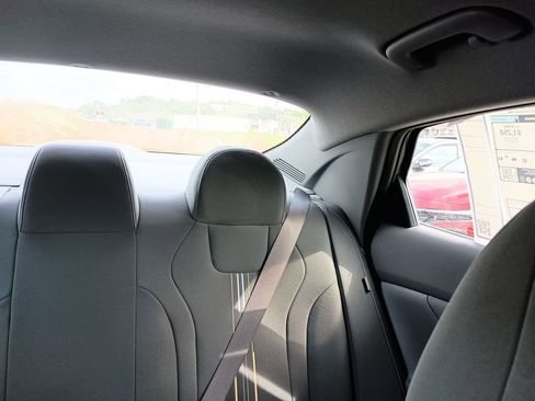 New 2026 Hyundai Elantra Sport FWD image 14