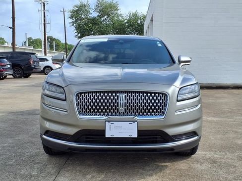 Certified 2023 Lincoln Nautilus Reserve w/ Luxury Package AWD/4WD image 19
