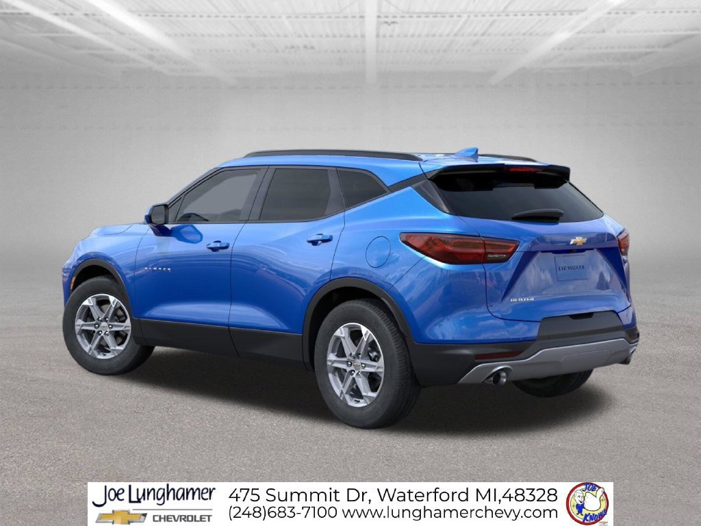 New 2026 Chevrolet Blazer LT w/ Convenience Package FWD image 3