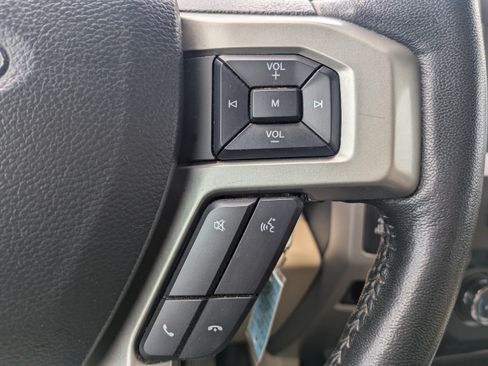 Used 2020 Ford F250 Lariat w/ Tremor Off-Road Package AWD/4WD image 25