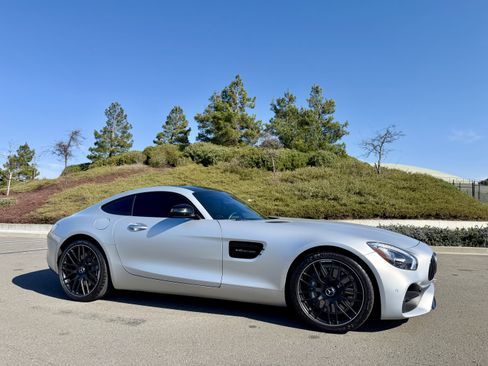 Used 2018 Mercedes-Benz AMG GT Coupe image 9
