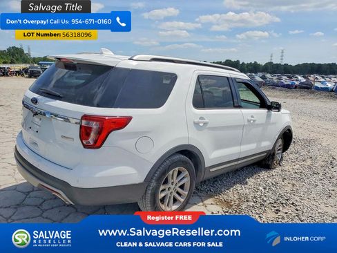 Used 2016 Ford Explorer XLT w/ Equipment Group 202A FWD image 4