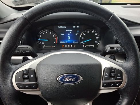 Certified 2021 Ford Explorer XLT w/ Class III Trailer Tow Package AWD/4WD image 18