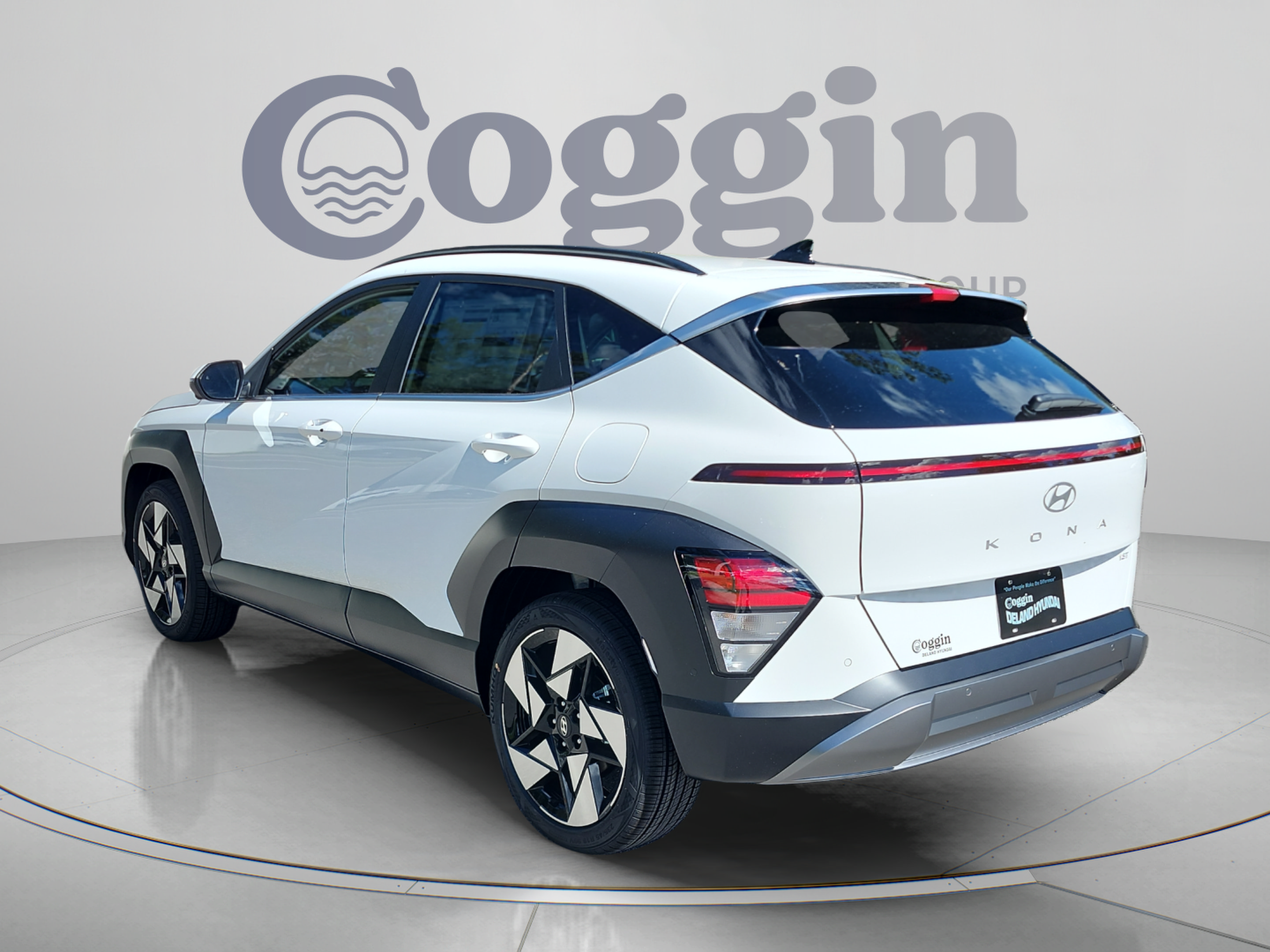 New 2027 Hyundai Kona Limited FWD image 3