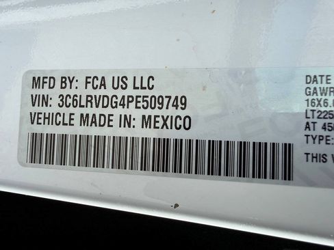 Used 2023 RAM ProMaster 2500 FWD image 40