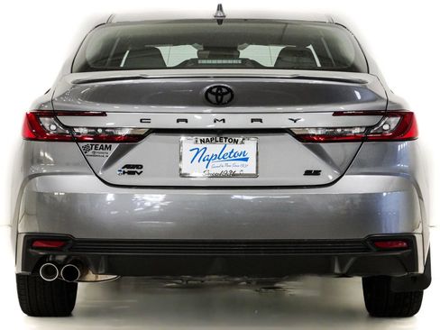 Used 2025 Toyota Camry SE w/ Multimedia Upgrade Package AWD/4WD image 7