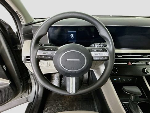 Used 2026 Hyundai Tucson SEL Plus FWD image 13