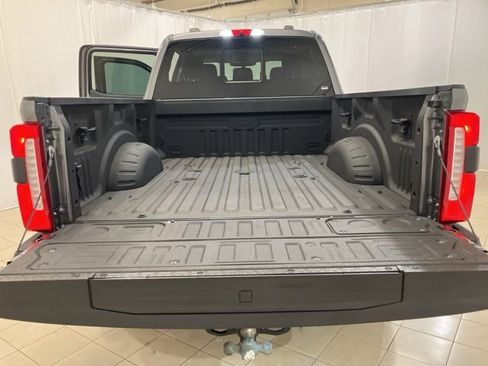 Used 2023 Ford F250 Lariat w/ Lariat Ultimate Package image 22