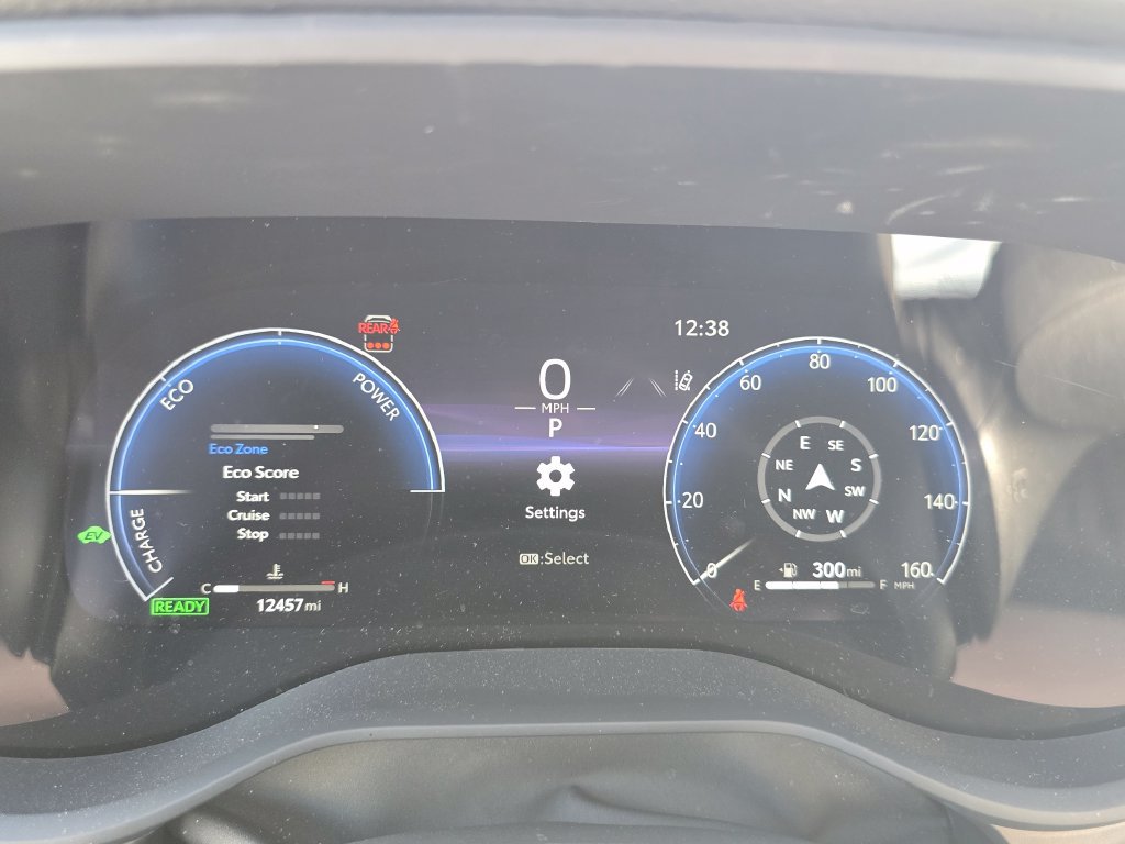 Used 2025 Toyota Sienna XSE AWD/4WD image 28