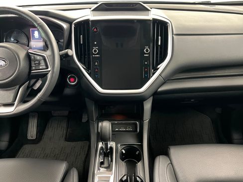 Used 2024 Subaru Ascent Limited w/ Technology Package AWD/4WD image 14