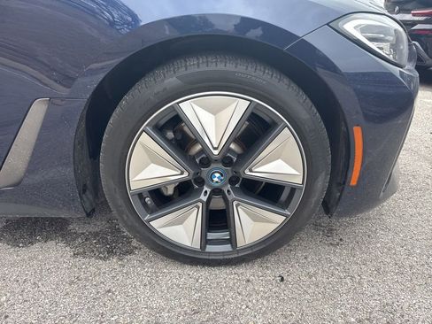 Certified 2023 BMW i4 eDrive35 RWD image 3