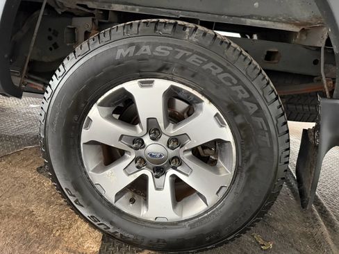 Used 2013 Ford F150 FX4 w/ Luxury Equipment Group AWD/4WD image 40