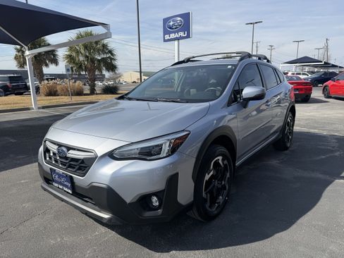 Certified 2023 Subaru Crosstrek 2.5i Limited image 3