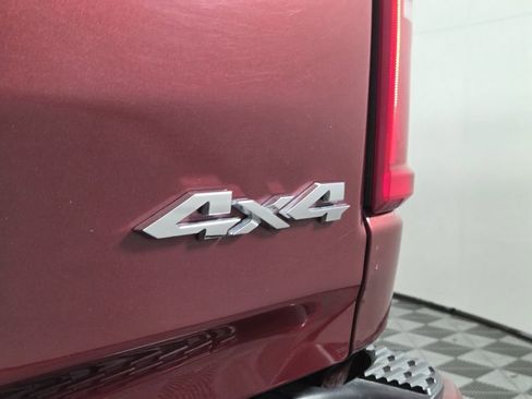 Certified 2025 RAM 1500 Tungsten AWD/4WD image 31