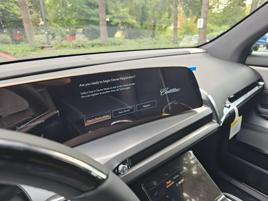 New 2027 Cadillac Vistiq Luxury AWD/4WD image 26