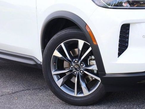 Used 2023 INFINITI QX60 Luxe w/ Cargo Package AWD/4WD image 3