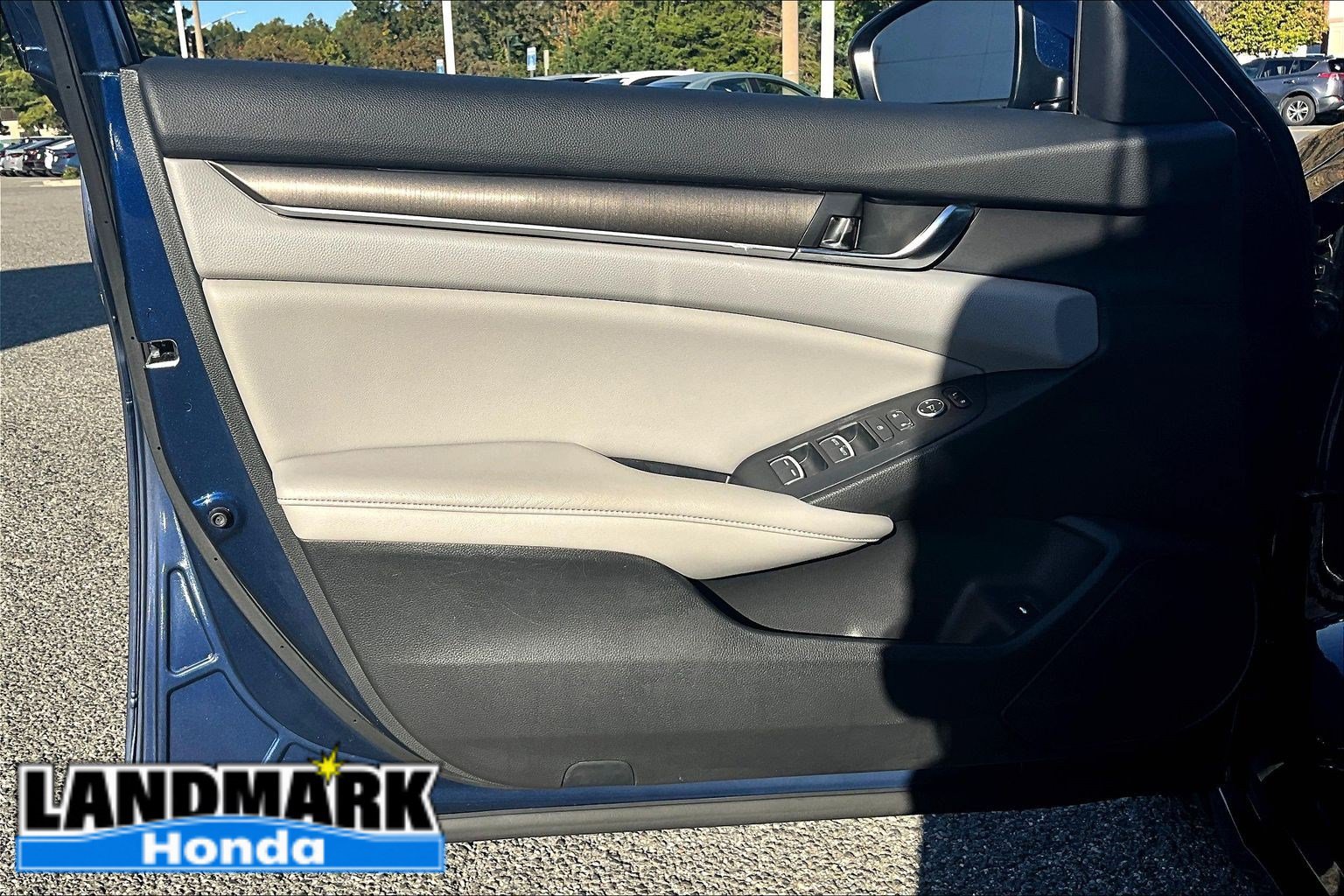 Used 2019 Honda Accord LX image 17