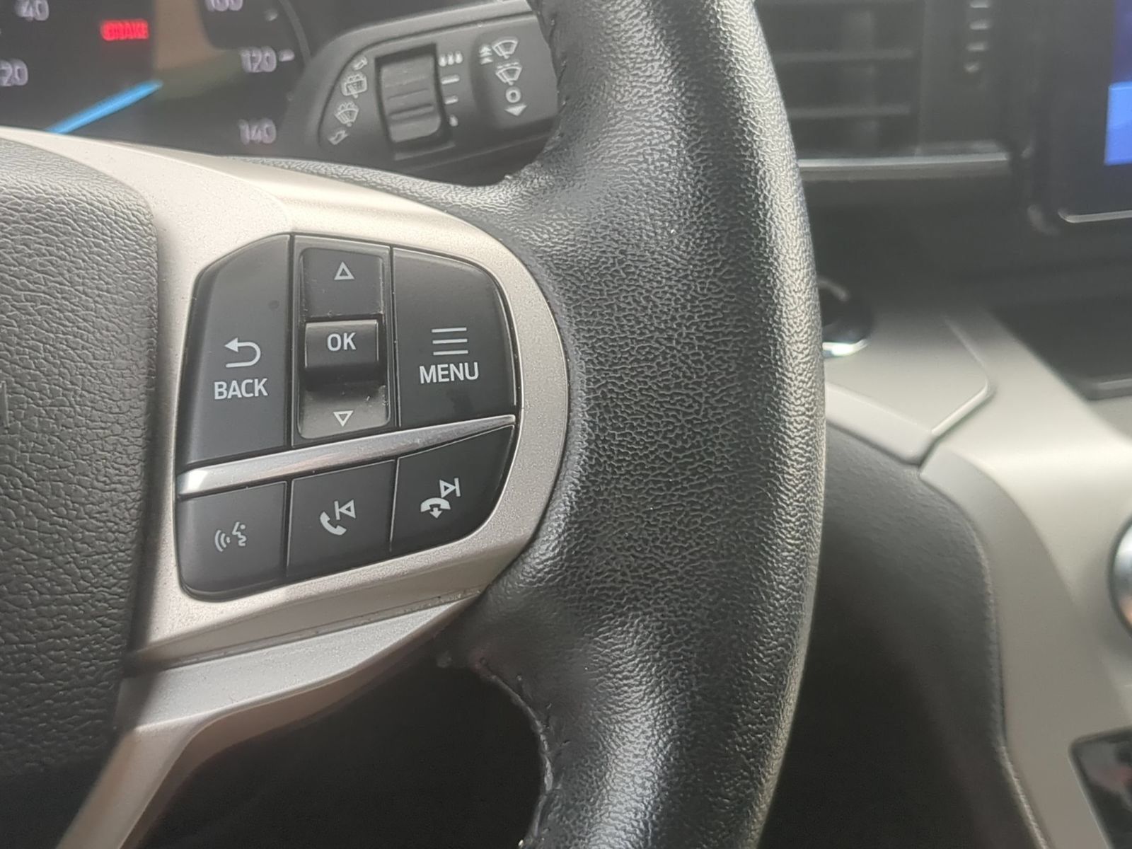 Used 2022 Ford Explorer XLT w/ Equipment Group 202A RWD image 18