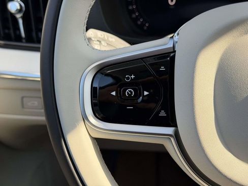 New 2026 Volvo XC60 T8 Ultra w/ Protection Package Premier image 8