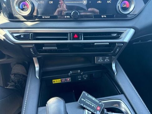 Used 2026 Lexus RX 350h w/ Convenience Package AWD/4WD image 36