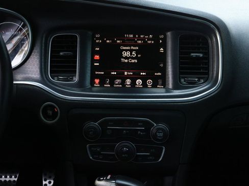 Used 2015 Dodge Charger R/T Scat Pack w/ Beats Audio Group RWD image 10