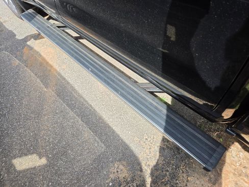 Used 2021 GMC Sierra 1500 Denali w/ Denali Premium Package image 10