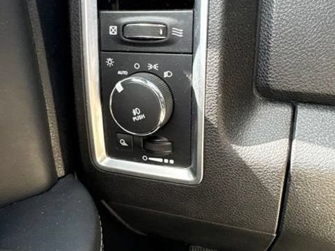 Used 2017 RAM 1500 Limited AWD/4WD image 22