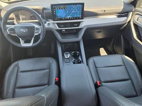 New 2026 Ford Explorer Active w/ Active Comfort Package AWD/4WD image 14