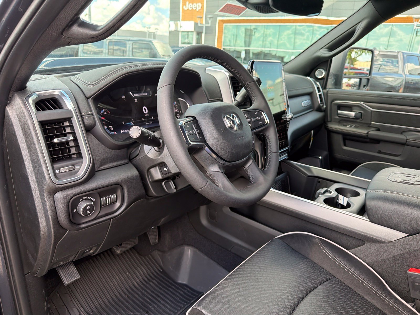 New 2027 RAM 2500 Laramie AWD/4WD image 10