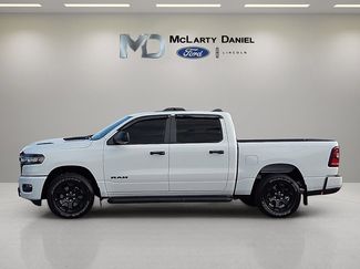 Used 2026 RAM 1500 Express AWD/4WD video 3