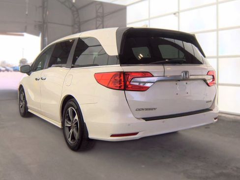 Used 2018 Honda Odyssey Touring image 6