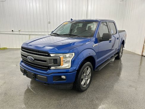 Used 2018 Ford F150 XLT w/ Equipment Group 302A Luxury AWD/4WD image 19