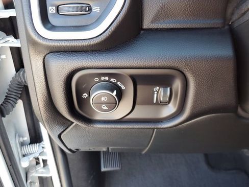 Used 2024 RAM 2500 Big Horn image 29