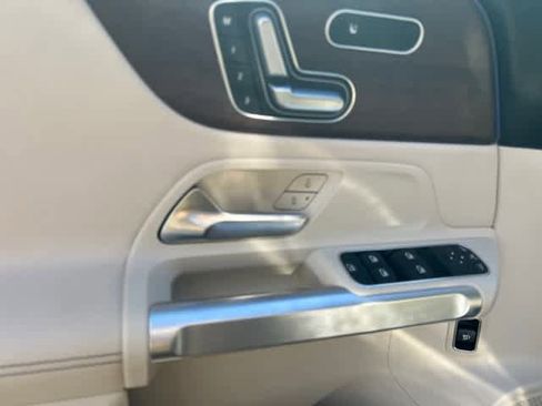 Certified 2023 Mercedes-Benz GLB 250 image 14
