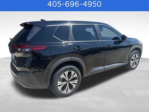 Used 2022 Nissan Rogue SV FWD image 6