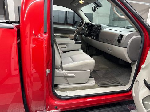 Used 2011 GMC Sierra 1500 SLE w/ Chrome Essentials Package image 22