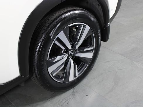 Certified 2023 Nissan Rogue Platinum image 13